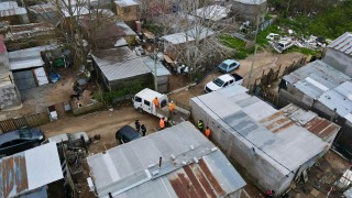 Familia evacuada durante el ciclón ya está en su nueva casa: se concretó el realojo adelantado tras el temporal