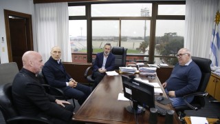 Cipriani comunicó al SUNCA que contratará otra empresa, pero luego no confirmó la salida de CRIBA: este martes se reúne con la constructora
