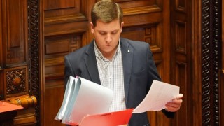 Garlo defendió la Rendición con $1.180 millones para seguridad y negó que la nueva asignación elimine controles educativos y de salud