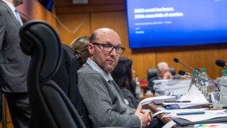 “No se puede gobernar desde la guarangada”: el PN abandonó la comisión de Presupuesto y Blás fustigó al oficialismo