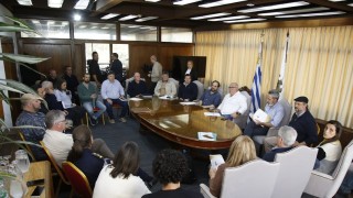 Civila anunció un proyecto rural para 30 personas en San Carlos y viviendas subsidiadas para reducir la dependencia de los refugios