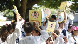Plaza Mandela, Derechos Humanos
