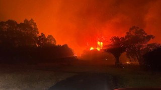 Souza: se desconoce origen del incendio en el Cerro del Toro